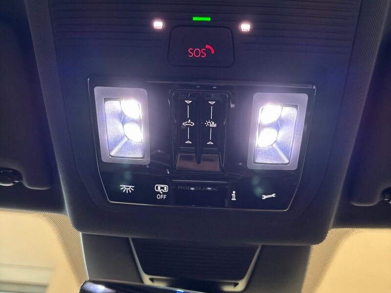 More views of Volkswagen Tiguan