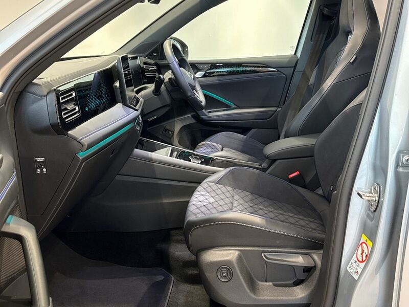 More views of Volkswagen Tiguan