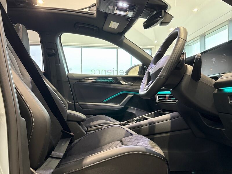 More views of Volkswagen Tiguan