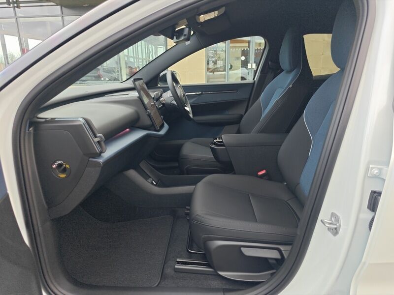 More views of Volvo EX30