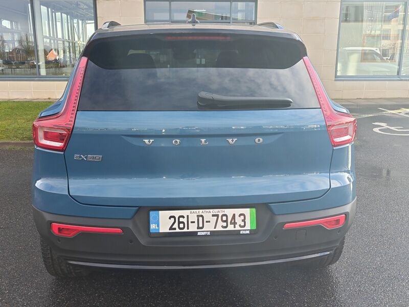 More views of Volvo EX40