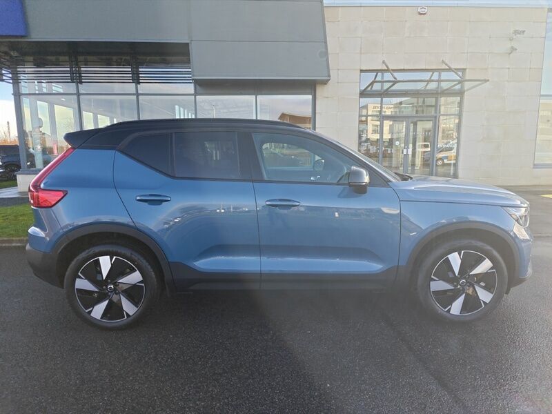 More views of Volvo EX40