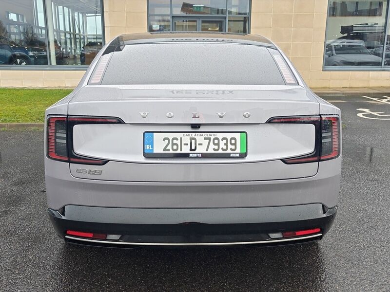 More views of Volvo ES90