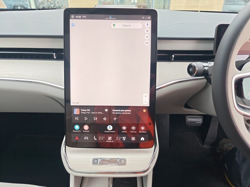 More views of Volvo ES90