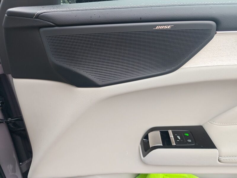 More views of Volvo ES90