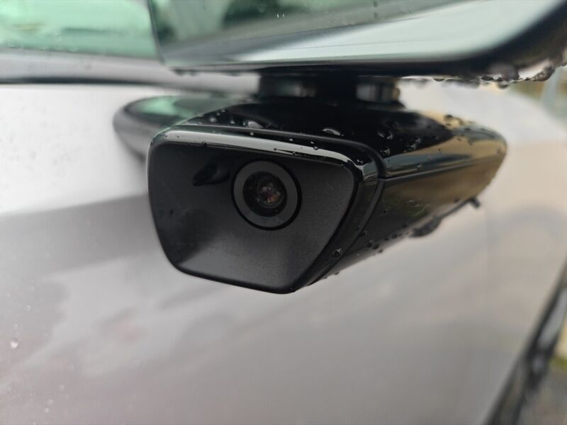 More views of Volvo ES90