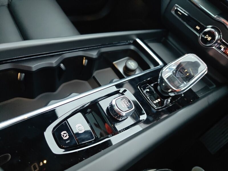 More views of Volvo XC60