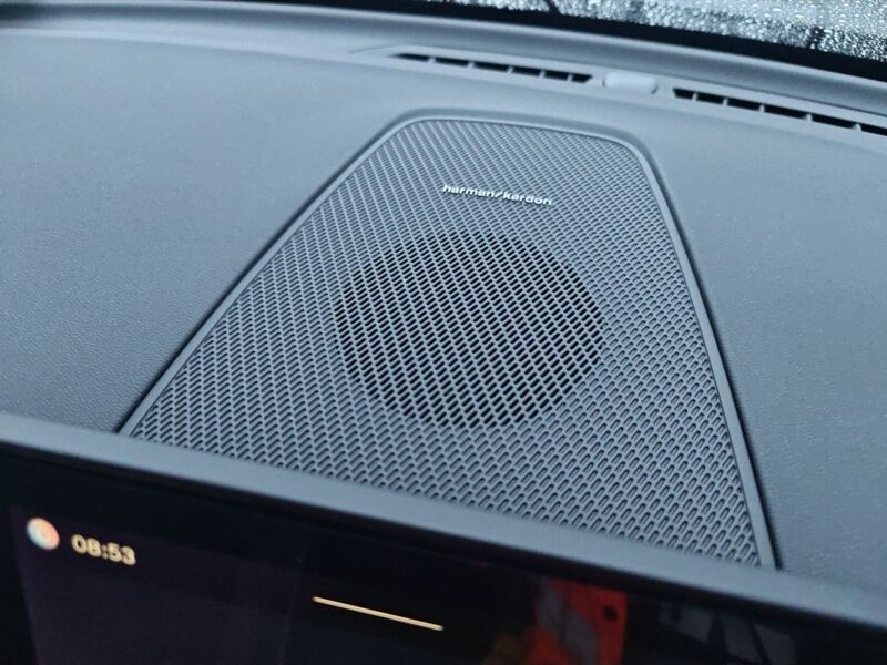 More views of Volvo XC60