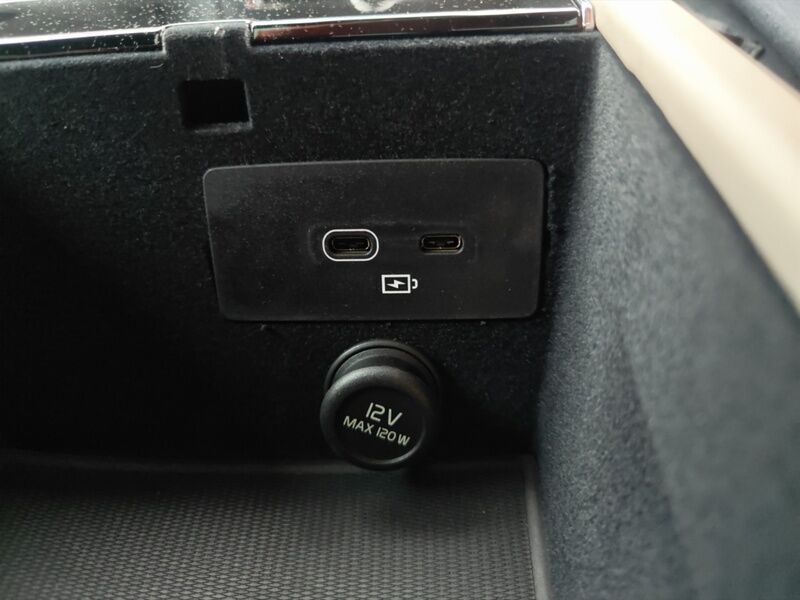 More views of Volvo XC90