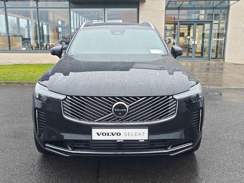 More views of Volvo XC90