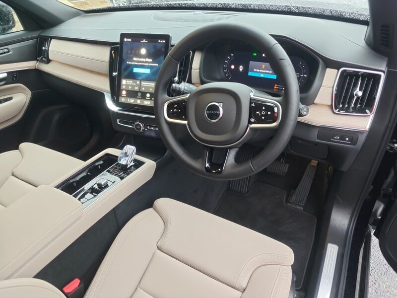 More views of Volvo XC90