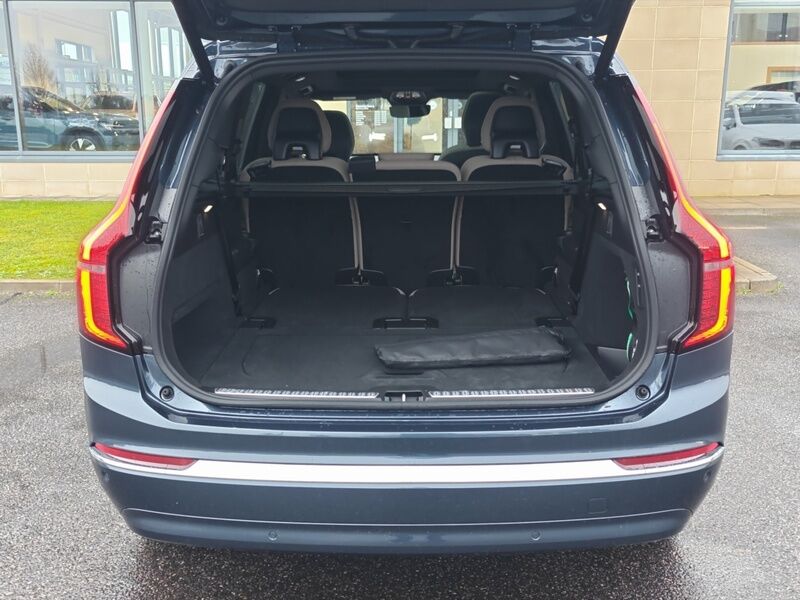 More views of Volvo XC90