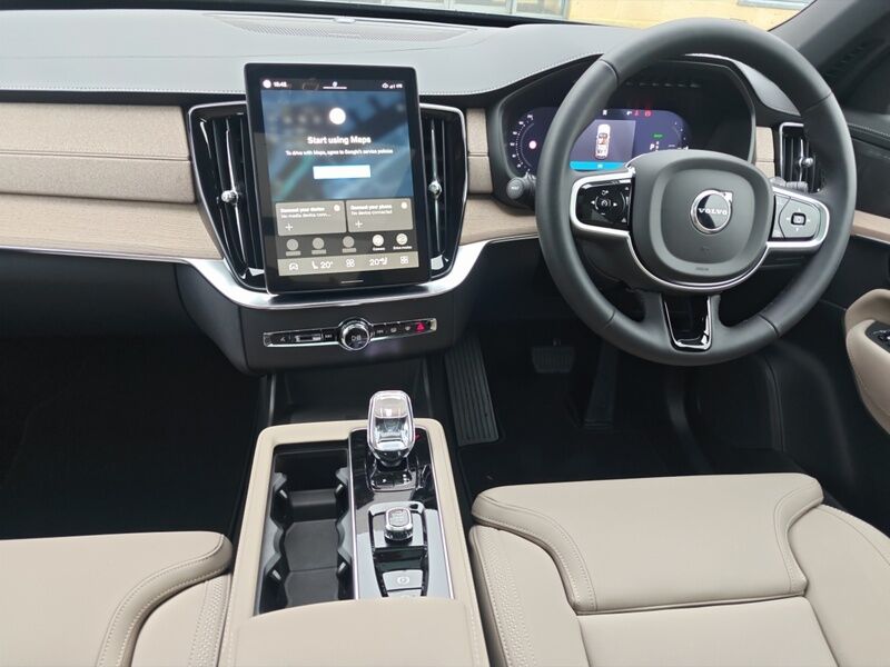 More views of Volvo XC90