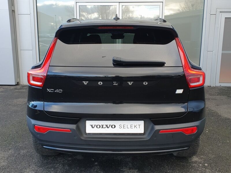 More views of Volvo XC40