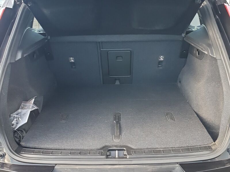 More views of Volvo XC40