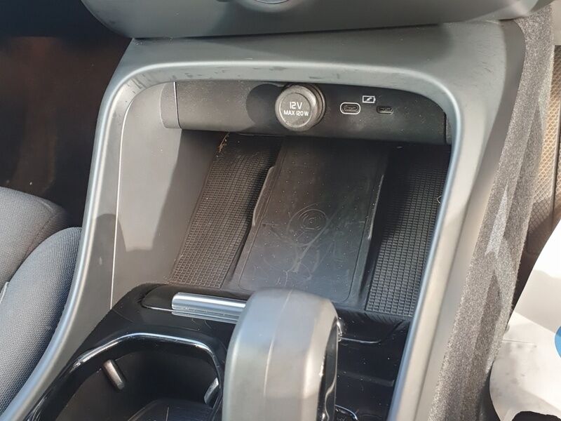 More views of Volvo XC40