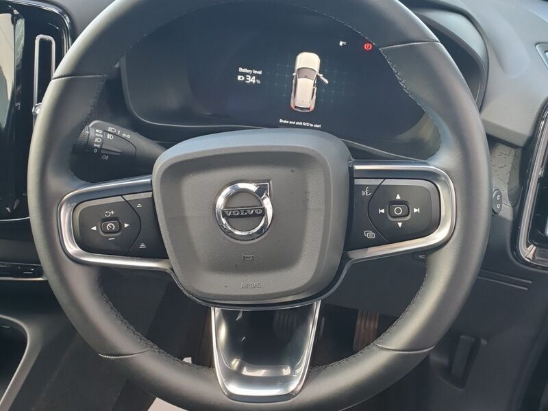 More views of Volvo XC40