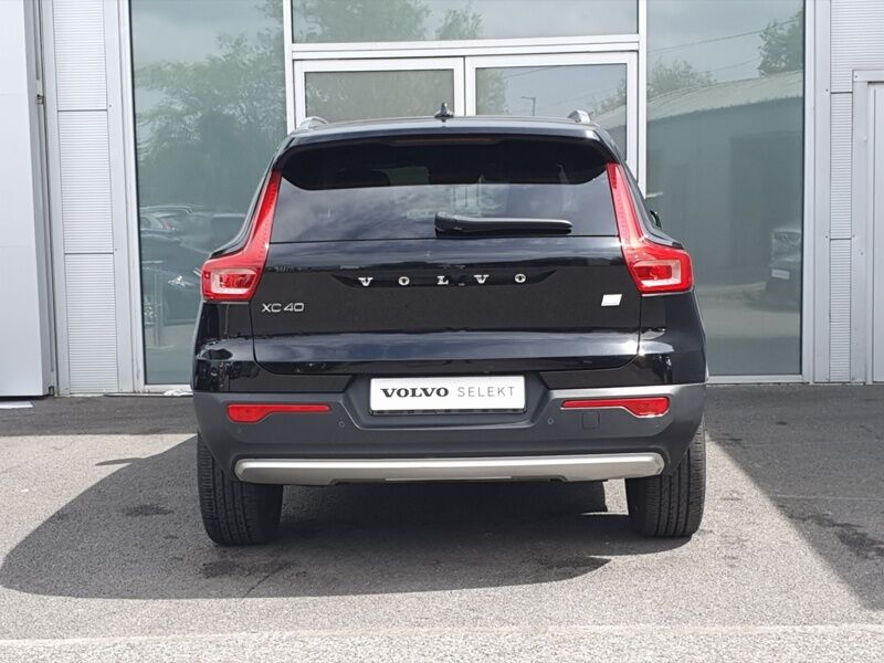 More views of Volvo XC40