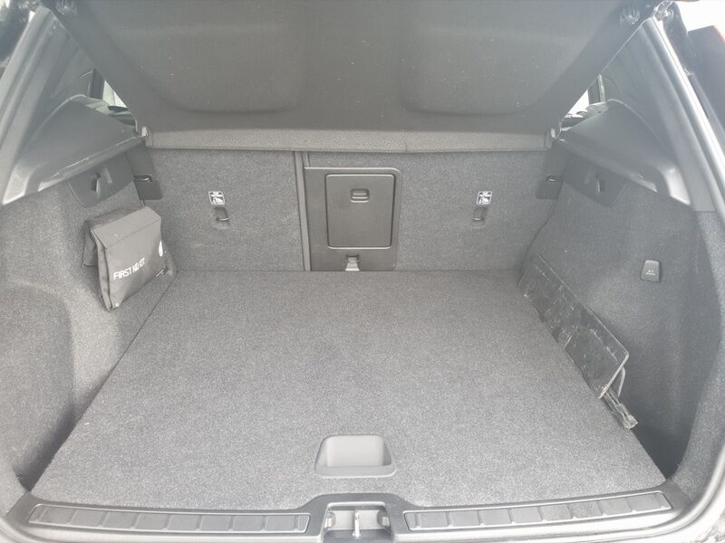 More views of Volvo XC40