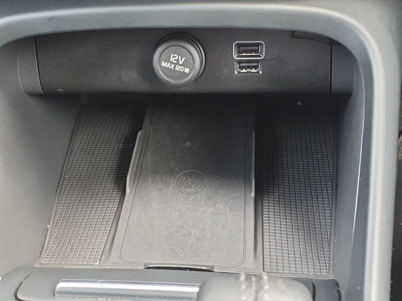 More views of Volvo XC40