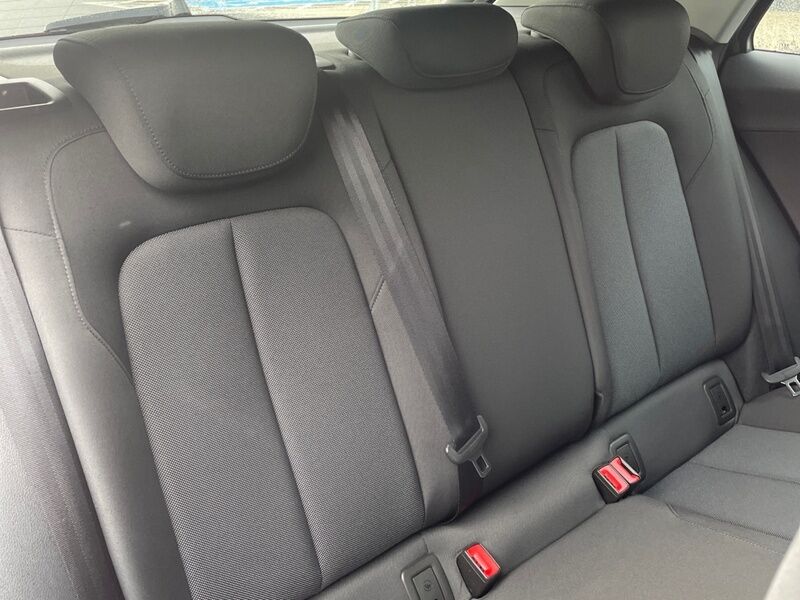 More views of Audi Q2