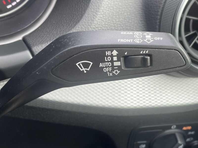 More views of Audi Q2