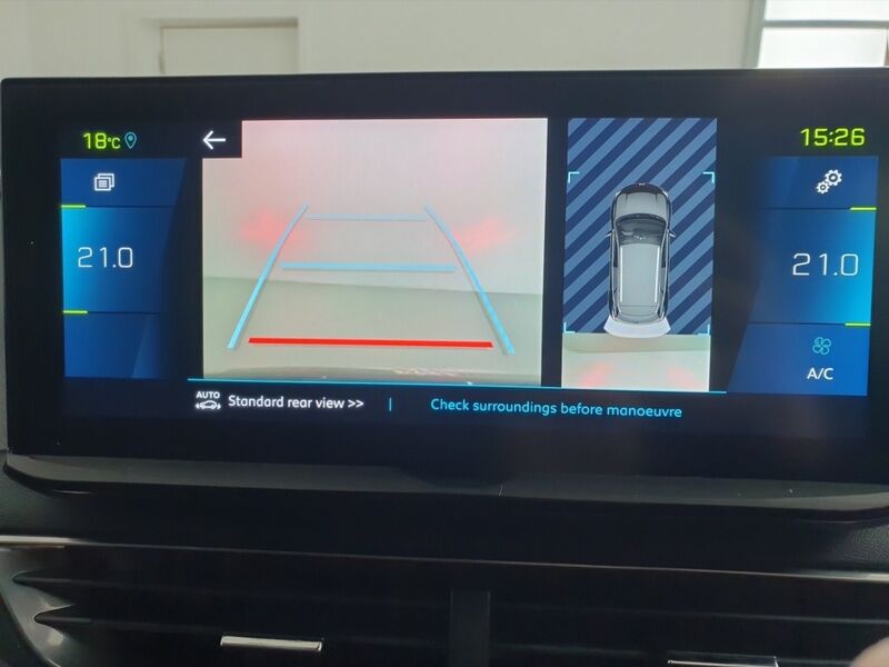 More views of Peugeot 3008