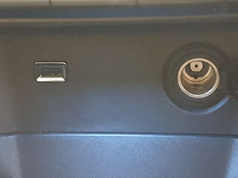 More views of Peugeot 3008