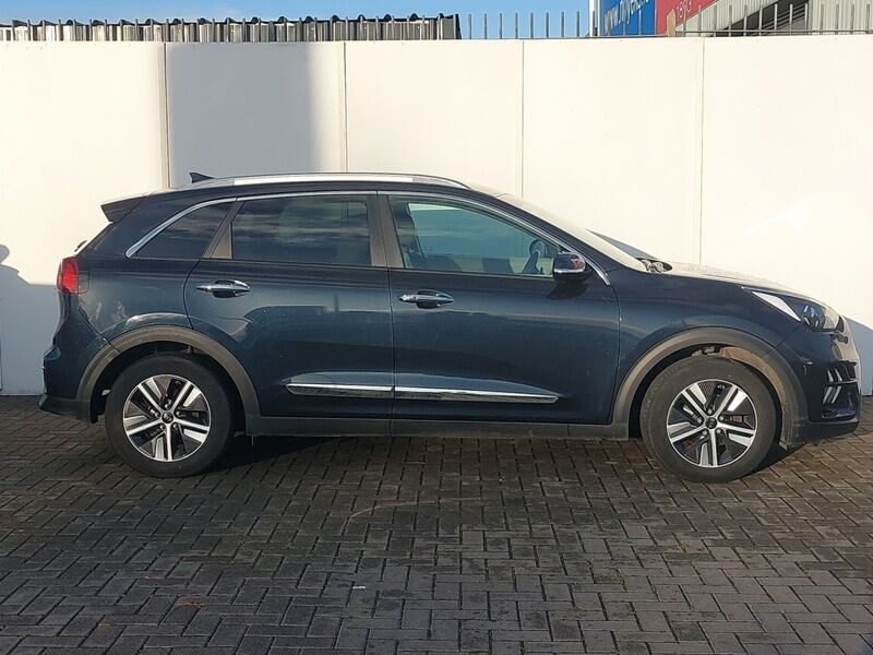 More views of Kia Niro