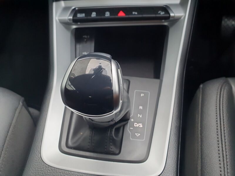 More views of Audi Q3