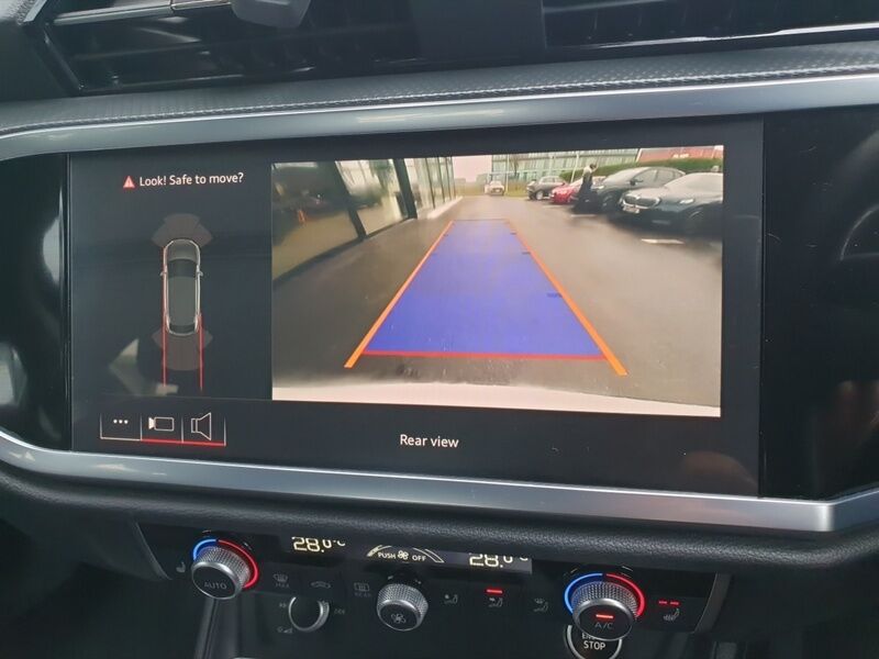 More views of Audi Q3