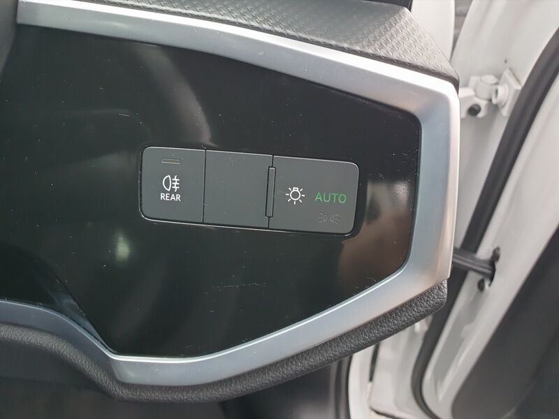 More views of Audi Q3