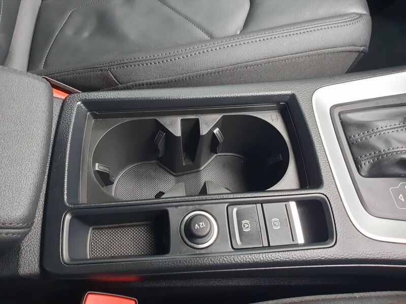 More views of Audi Q3