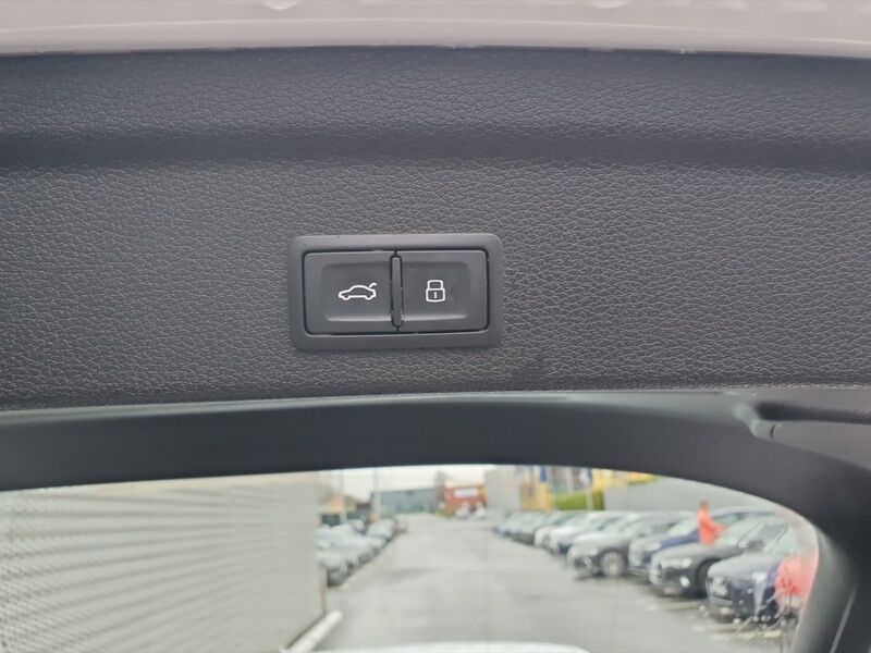 More views of Audi Q3