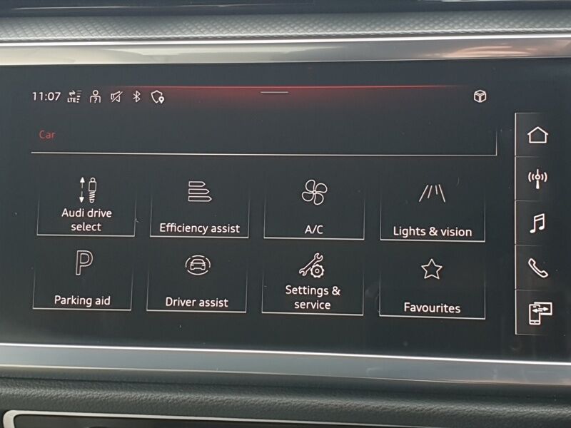 More views of Audi Q3