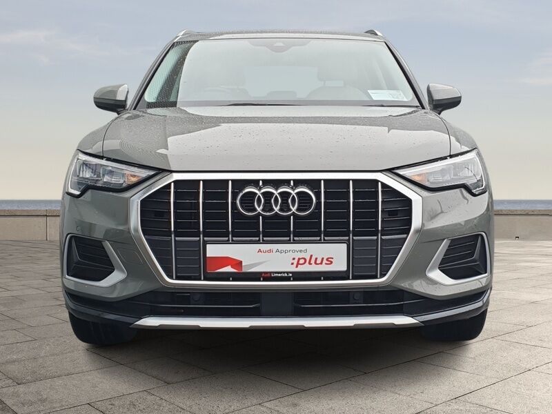 More views of Audi Q3