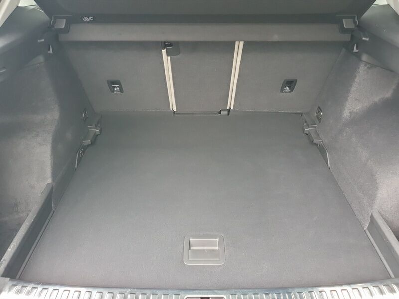 More views of Audi Q3