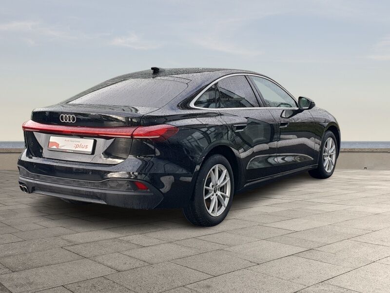 More views of Audi A5