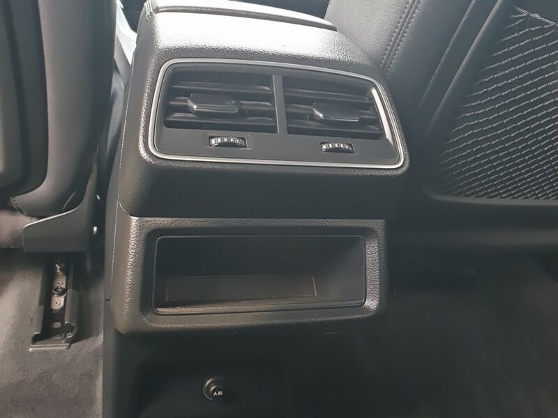 More views of Audi Q8 e-tron