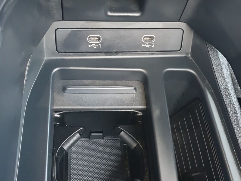 More views of Audi Q8 e-tron