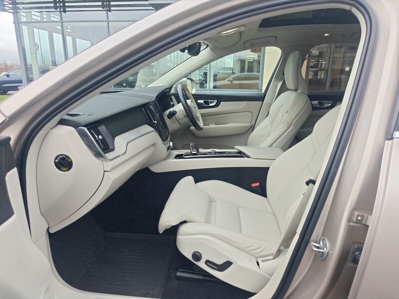 More views of Volvo XC60