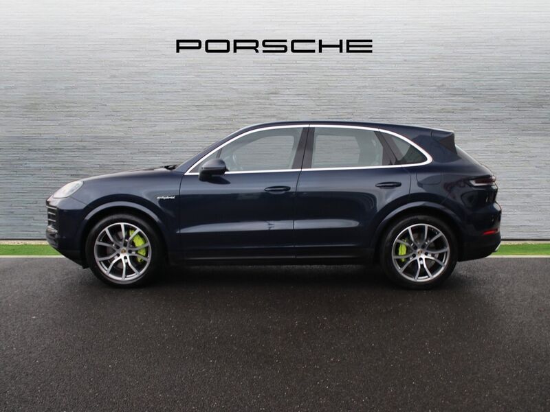 More views of Porsche Cayenne
