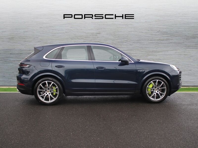 More views of Porsche Cayenne