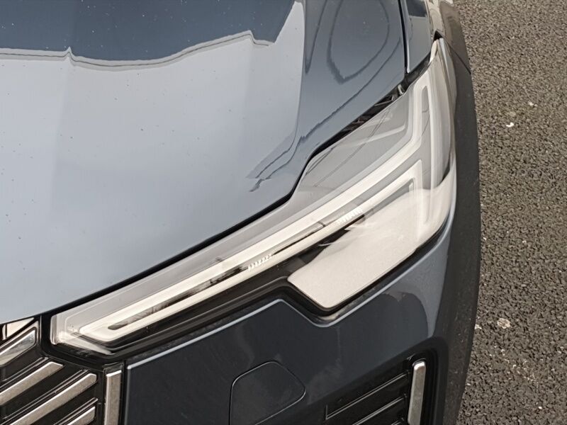 More views of Volvo XC90