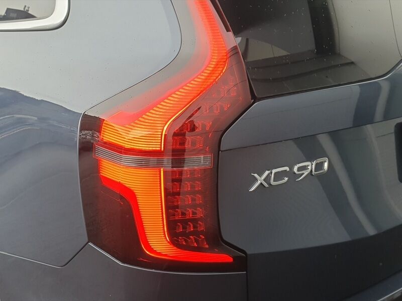 More views of Volvo XC90
