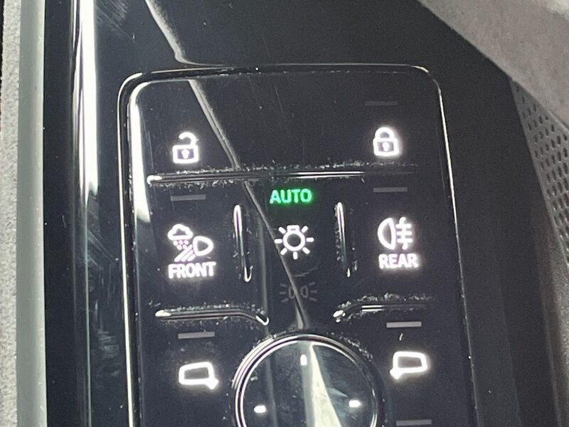 More views of Audi A6 Sportback e-tron