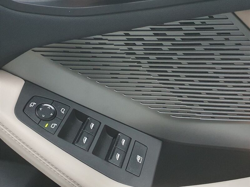 More views of BMW 1-Series