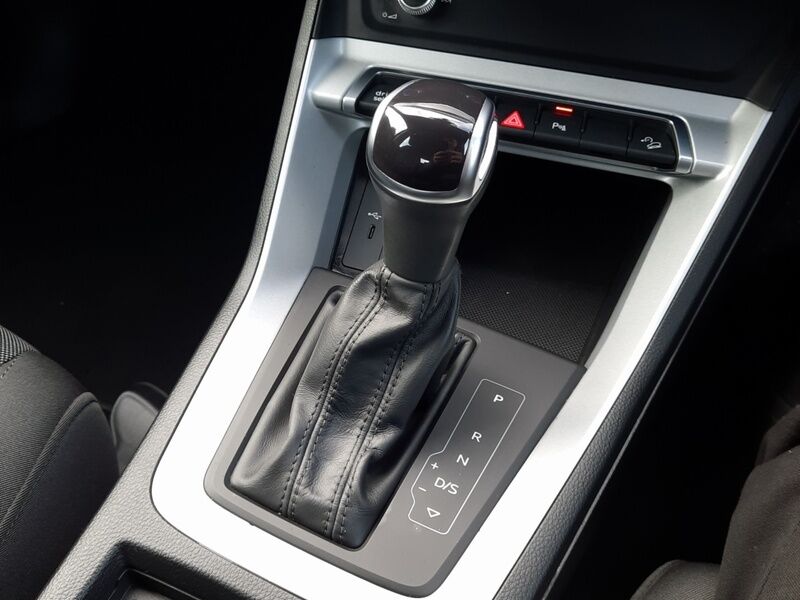 More views of Audi Q3