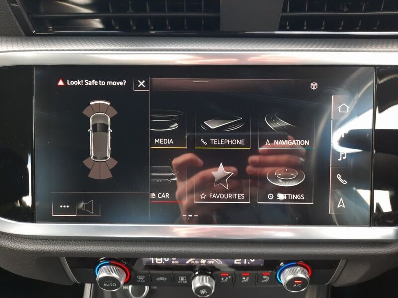 More views of Audi Q3