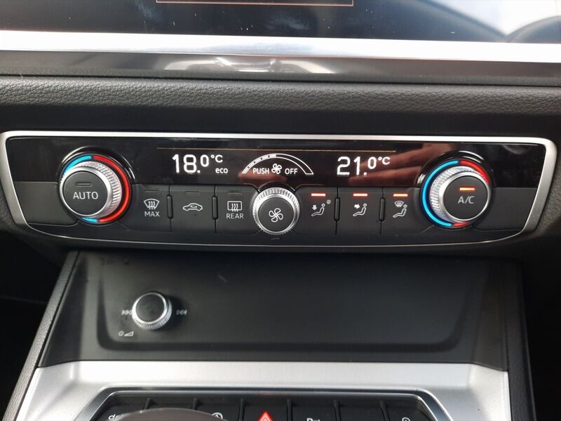 More views of Audi Q3